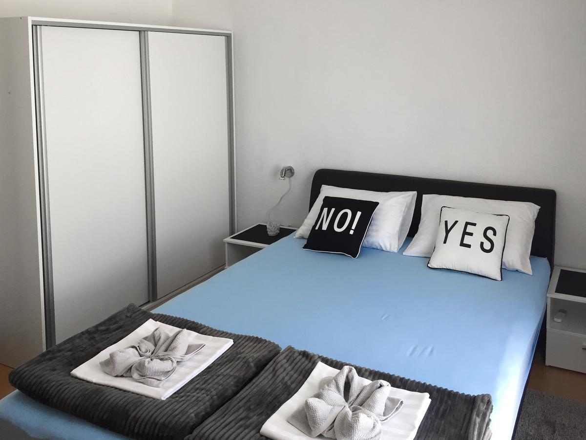 Apartments Logos Trogir Buitenkant foto